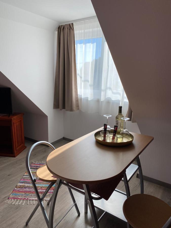 Platan Apartmanhaz Aparthotel