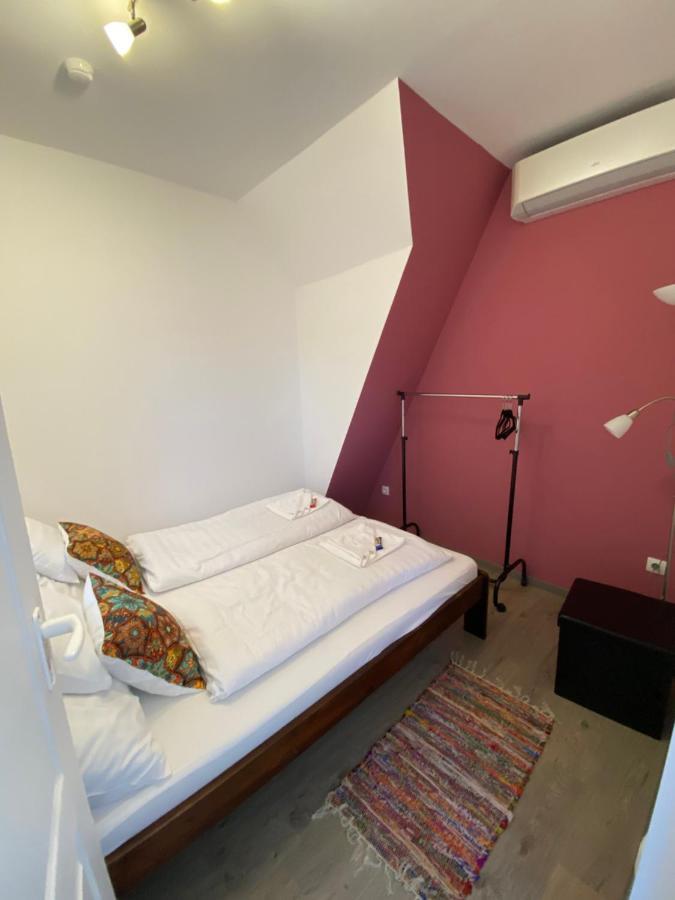 Platan Apartmanhaz Aparthotel *