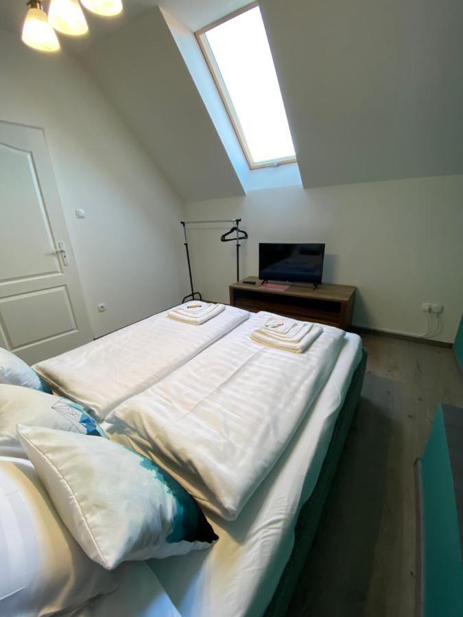 Platan Apartmanhaz *