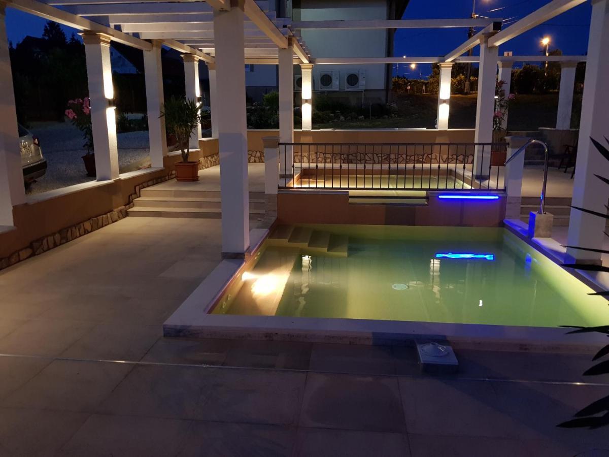 Platan Apartmanhaz Aparthotel *