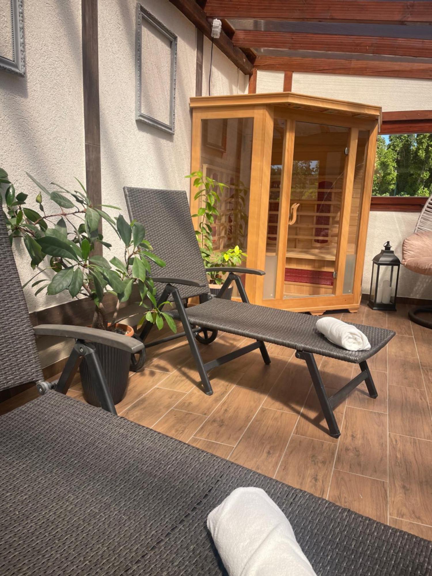 Platan Apartmanhaz Aparthotel *